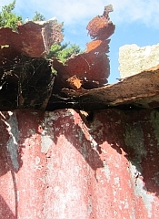 Williams House Paihia - external pumphouse decay
