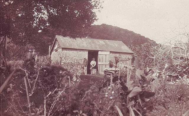Williams House Paihia - a 1920s picture showing the stone shed in Williams House garden