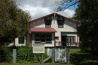 Williams House Paihia - front view